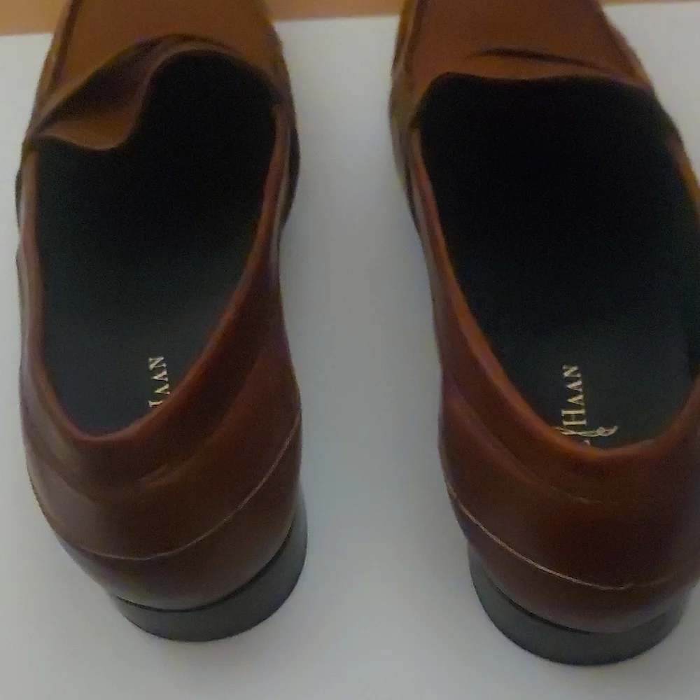 Cole Haan elegant brown